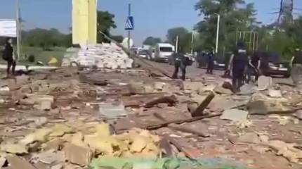 Если объект был гражданским, то откуда на нём гранаты: об ударе по объекту в Харькове