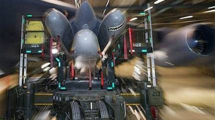 Это путь к ядерной катастрофе. Кто в США против программы тактического ЯО