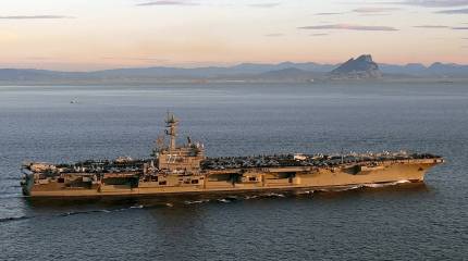 Третий авианосец ВМС США USS George H. W. Bush отправился на Ближний Восток