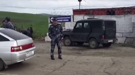 После ночной операции в Ингушетии российские силовики занялись поиском тел ликвидированных боевиков