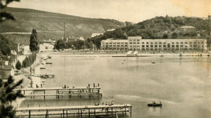 Абрау-Дюрсо: посёлок, возведённый воином, вино, ставшее символом. Часть 2