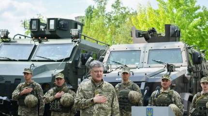 Порошенко сменил командующего операцией ВСУ на Донбассе