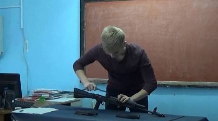 Специальный курс начальной военной подготовки вводится для учеников старших классов российских школ