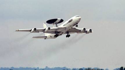 В НАТО обсуждают запрос об использовании AWACS в борьбе с ИГ