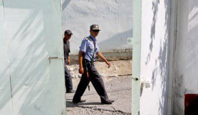 Дружба в обмен на вертолеты и БТРы