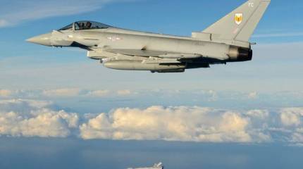 10 фотографий с сайта strategypage.com от 12 декабря 2014 года