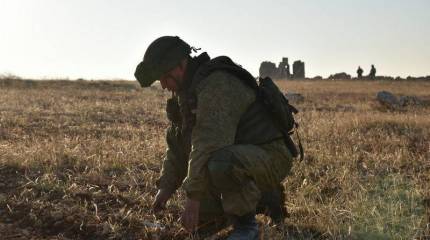 Российские сапёры отправляются "чистить" Лаос от американских бомб