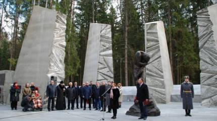 Катынское дело: нестыковки, заставляющие задуматься