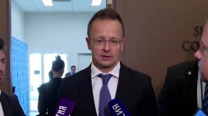 «Лицемерие в кубе»: глава МИД Венгрии ответил эстонскому премьеру, чей муж поставлял сырьё в Россию