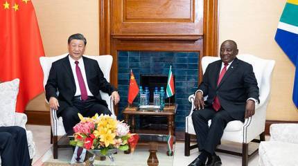 Председатель КНР и президент ЮАР: Важно консолидировать усилия для начала переговоров между Москвой и Киевом