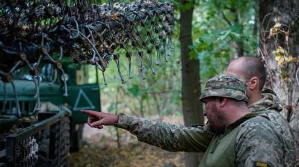 События на фронте показывают, что украинское командование не собирается менять свою тактику «оборонять каждый куст»