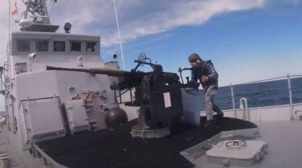 «И горит, и тонет»: бывший американский катер ВМСУ «Старобельск» вступил в бой с условным противником