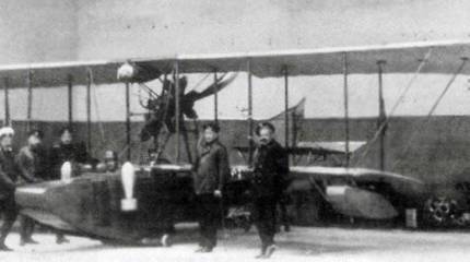 Перевернутый полет лейтенанта И.И. Кульнева. К 100-летию первого в мире полета вниз головой на гидросамолете