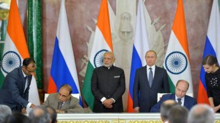 Reuters: поставки российской нефти в Индию ослабляют мировую гегемонию доллара