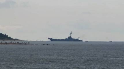 Корабль ВМС Польши получил пробоину во время учений у берегов Литвы