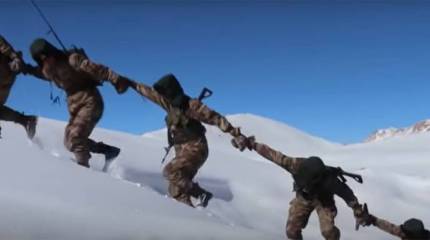 Индийский профессор: Индия поспешила с отводом войск из Ладакха, Китай получил тактическое преимущество