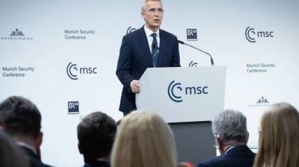 Столтенберг: Украина не войдёт в НАТО, пока не станет независимым суверенным государством в своих границах