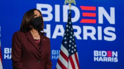 «Прихрамывающая» свобода слова: в США обсуждают удаление не понравившейся администрации статьи о Камале Харрис