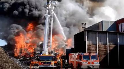 Власти чешской Остравы: Перед пожаром на металлургическом предприятии Витковице прогремел взрыв