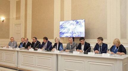 Пошёл в гору: СМИ обсуждают назначение "медбрата" Тухтасунова главой ФКП Росреестра