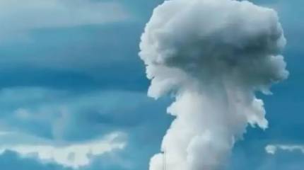 Показаны кадры прилёта ОДАБ-1500 по расположению ВСУ в приграничном районе Сумской области