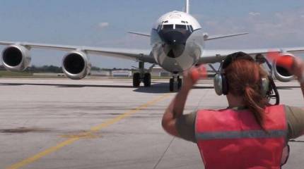 Единственный самолёт радиационного мониторинга WC-135 Constant Phoenix ВВС США переброшен в Европу