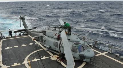 Версия с топливом, повлекшим крушение авиации на Nimitz, поставлена под сомнение