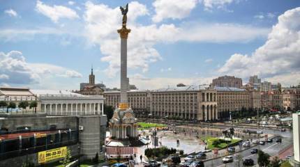 Более половины украинцев высказались за сохранение отношений с РФ