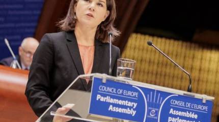 Министр иностранных дел ФРГ назвала ошибкой свои слова о войне против России