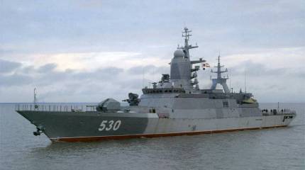 Flota del Pacífico para reponer la superficie 14 y los submarinos 7