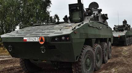 Украинские военные начали осваивать польские бронетранспортёры Rosomak