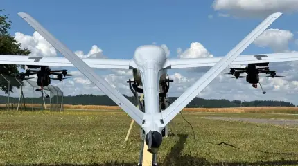 Một công ty của Đức đã phát triển một máy bay không người lái (UAV) cho Lực lượng vũ trang Ukraine, có khả năng mang theo máy bay không người lái FPV.