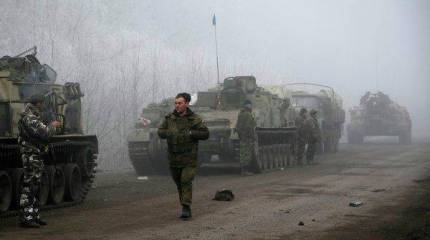 Штаб народной милиции ЛНР: Бои между ополченцами и украинскими силовиками идут по всей линии соприкосновения