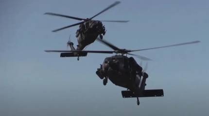 Американские вертолёты Black Hawk получат возможность запускать дроны прямо в полете
