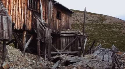 «Круглый лагерь ГУЛага с красивой подсветкой»: блогер-кинокритик о фильме «Иван Денисович»