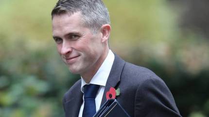 Британия возвращается к стратегии холодной войны с Россией