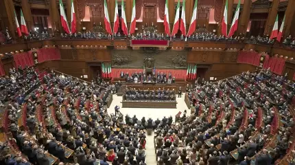 Rządząca we Włoszech koalicja parlamentarna zaproponowała plan zniesienia sankcji wobec Rosji.