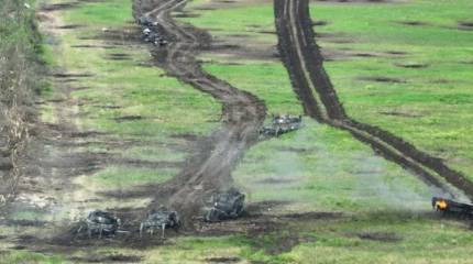 Пытаясь проделать коридоры в минных полях, ВСУ потеряли несколько бронемашин разминирования, включая Leopard 2R HMBV