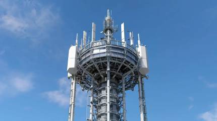 Не станет ли отключение мобильного интернета символом времени как в свои годы медицинские маски?