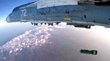 Бомба замедленного действия разметала любопытных боевиков