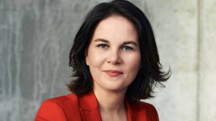 Кандидат в канцлеры Германии обещает избавить страну от ядерного оружия США