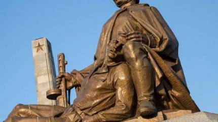 Россия продолжит борьбу с фальсификацией истории. Мягко или жёстко?