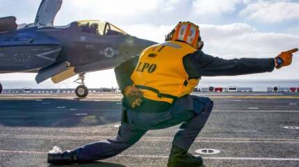 В ВМС США нашли виновных в утечке видеозаписи падения самолета F-35C с авианосца Carl Vinson