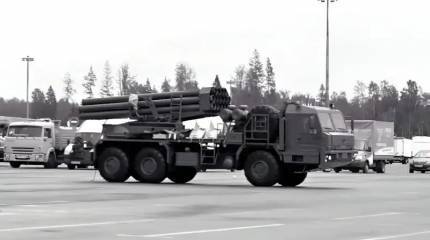 Минобороны показало кадры работы РСЗО «Ураган» на трёхосном шасси БАЗ-69092