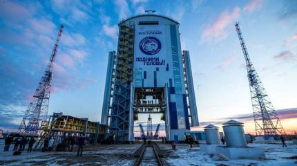 Медведев: Роскосмос срывает сроки строительства "Восточного"