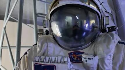 Новейшие скафандры серии «Орлан-МКС» – космические корабли в миниатюре