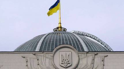 Украина разрешила ввозить оружие и военную технику без пошлин