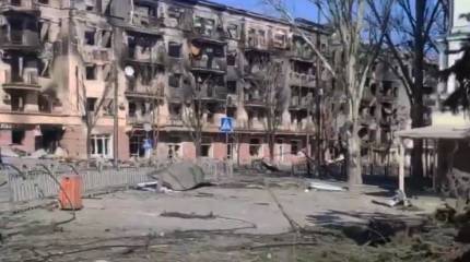 Сводка из Мариуполя: украинские боевики малыми группами пытаются проникать в уже освобождённые российским войсками кварталы