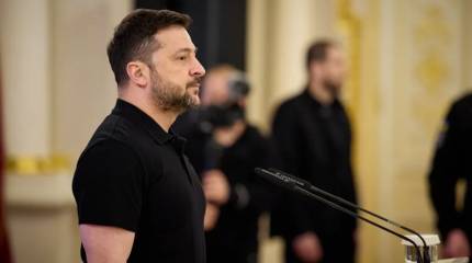 Зеленский внес в Раду законопроекты о продлении мобилизации и ВП на 90 дней
