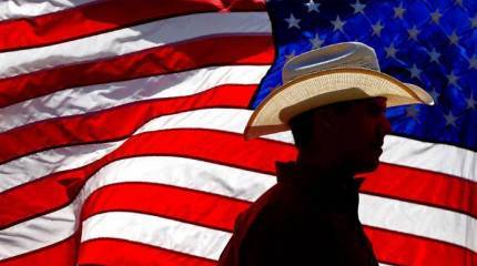 Геополитическая мозаика: от США желают отделиться 34 штата, а американские военные ушли в запой